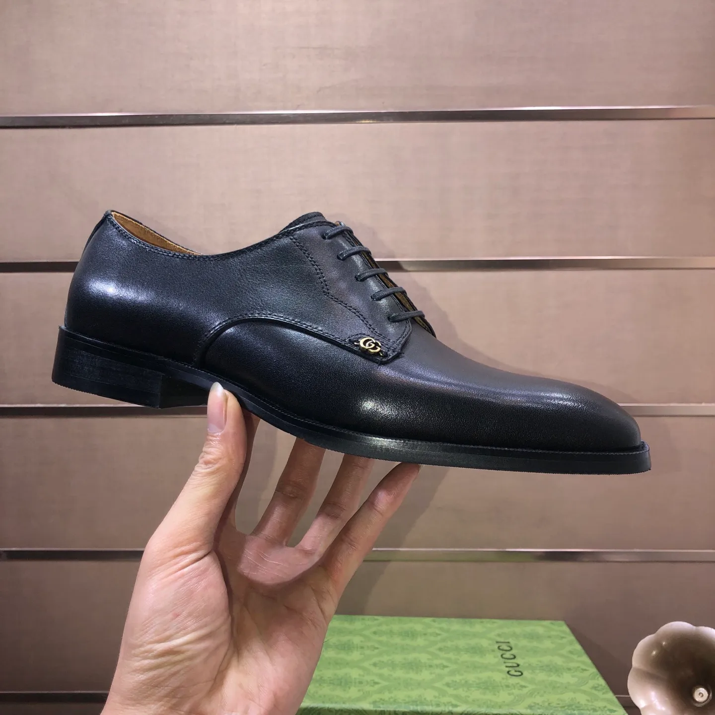 Men's shoes 💰580💰[GUCCI—Gucci] The latest high-end version of Gucci. Official website new model. Available at the same time at counters, the uppers are made of original cowhide imported from Italy/matched with the original special material splicing design concept; "highlight, high-end, grade, extravagance" and exquisite workmanship (original mesh fabric) sole: original factory special outsole size (38-45) (custom-made 45 non-returnable)